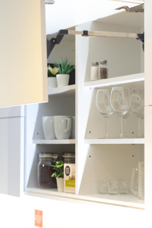 Cohost I Oldtown 60M2 Apt W-Garage Parking, Balcony & Self Check-In Vilnius Bagian luar foto