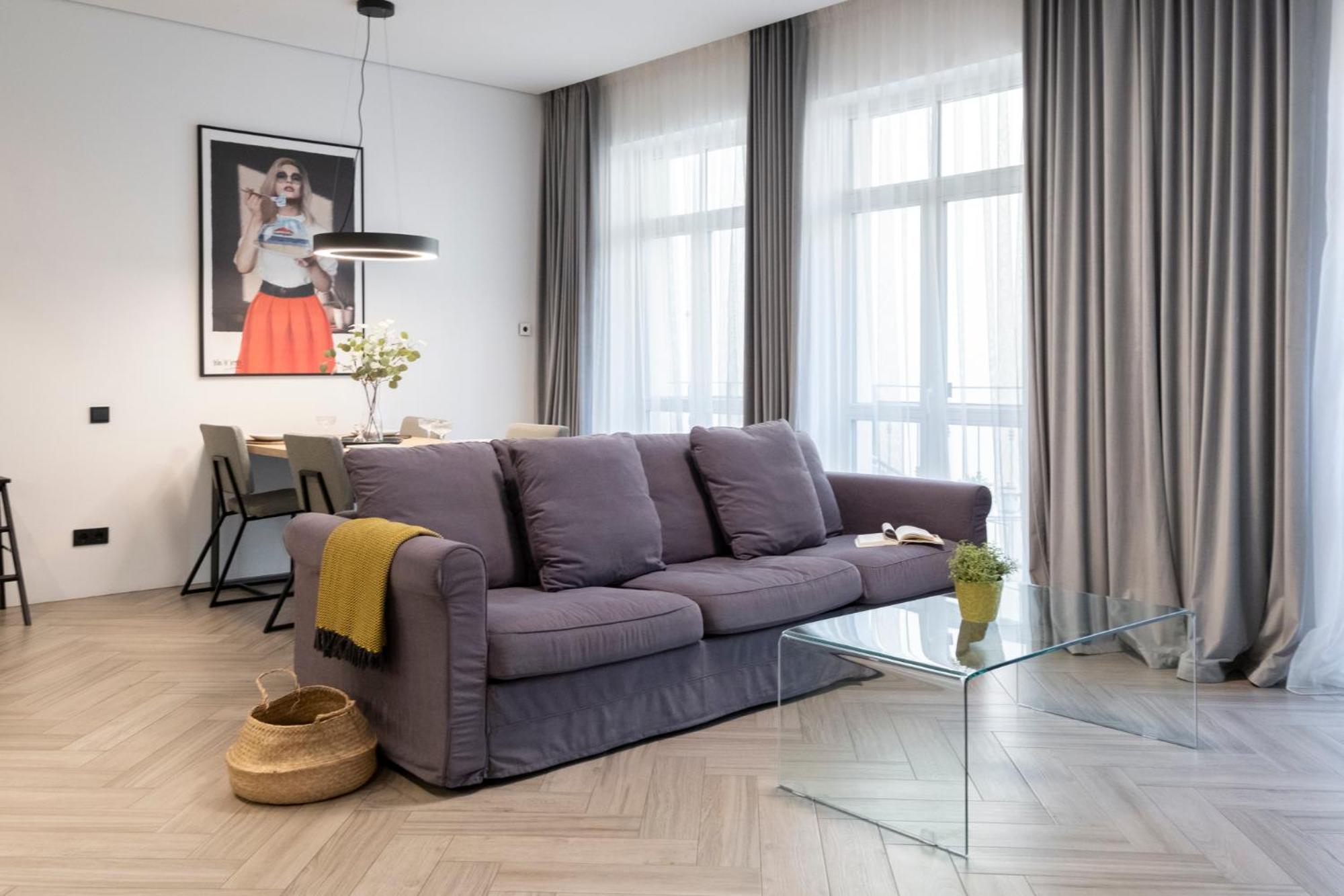 Cohost I Oldtown 60M2 Apt W-Garage Parking, Balcony & Self Check-In Vilnius Bagian luar foto